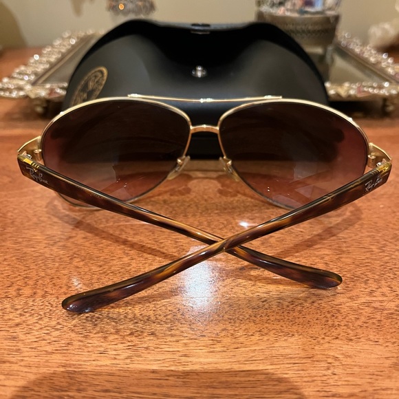 Ray-Ban aviator sunglasses - Picture 4 of 9